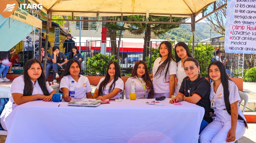 Auxiliar en Servicio Farmacéutico 4